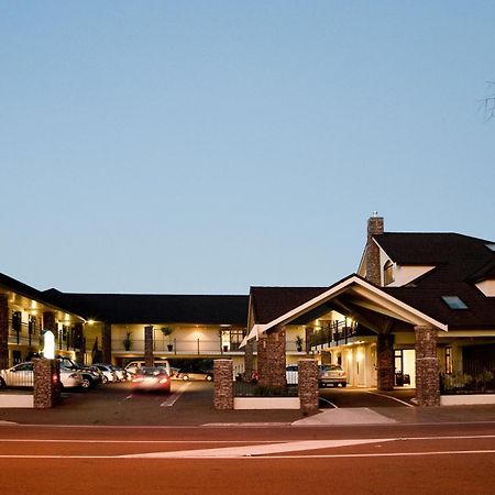 وانجانيو Aotea Motor Lodge المظهر الخارجي الصورة The River Lee Hotel